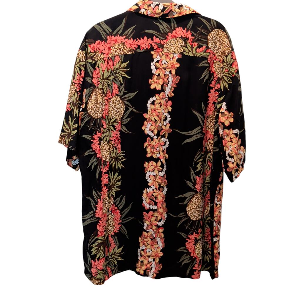 Hilo Hattie Men's Sz XL Pineapple Hawaii Button Up Shirt Black Pink Lei Tropical - Picture 2 of 4